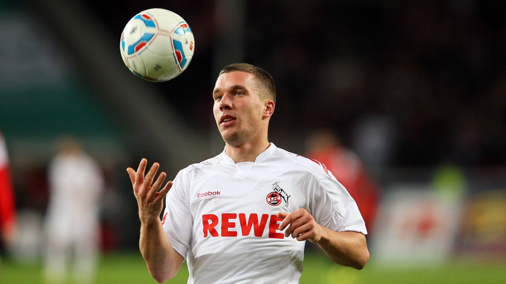 中国足球产业链创新项目展现强劲增长势头,中国足球产业的现状分析